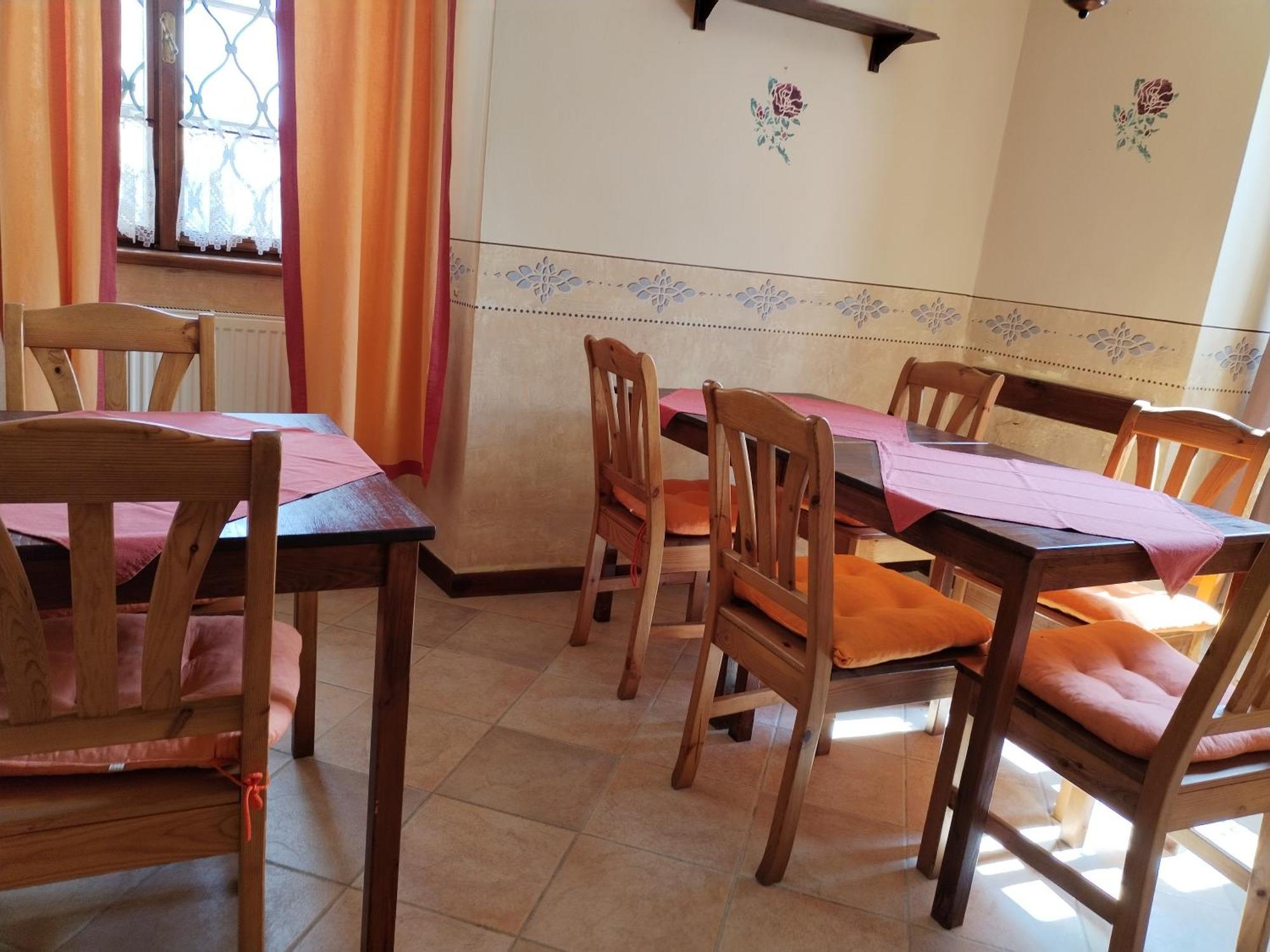 Hotel U Zvonu กุตนาฮอรา ภายนอก รูปภาพ